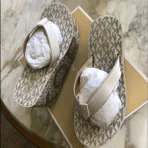 COPY - Benny metallic Flip flop